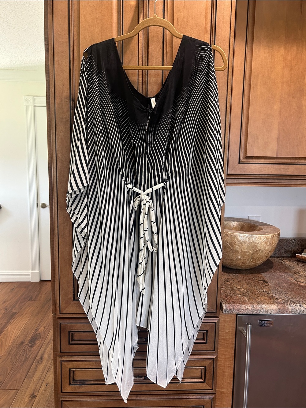 Gottex Black and White Striped Women's Swim Coverup